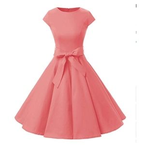 NWOT Flirty Feminine Dress